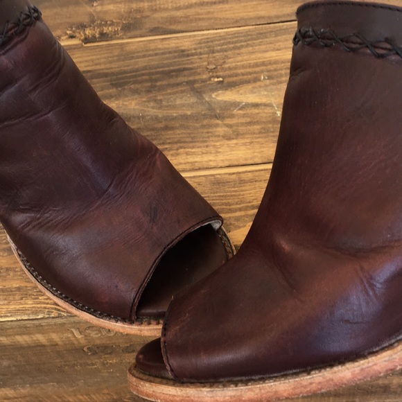 *SOLD* Freebird Bambi Brown Leather Mules Shoes 9 - Picture 5 of 8